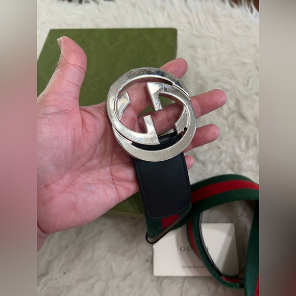 Gucci Green & Red Web Stripe Belt with Black Leather and Silver GG Buckle - Picture 4 of 9